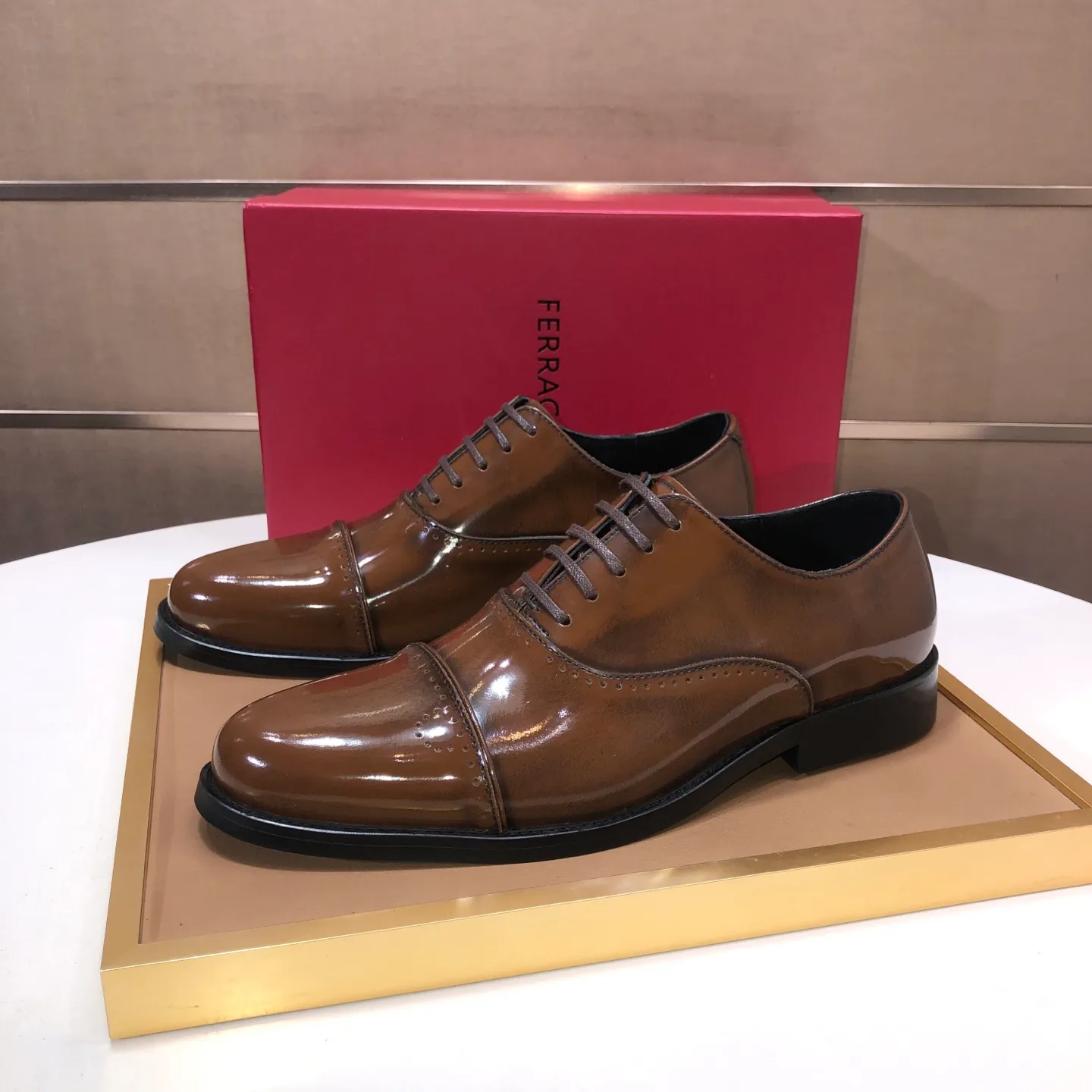 Men's shoes 💰540💰 [Ferragamo/Ferragamo] The latest model from the counter. Original imported high-quality cowhide with open sides + imported 🐂 cowhide lining + original luxury metal buckle + original combination outsole. Comparison is stress-free 38–45 (45 is custom-made and cannot be returned or exchanged)